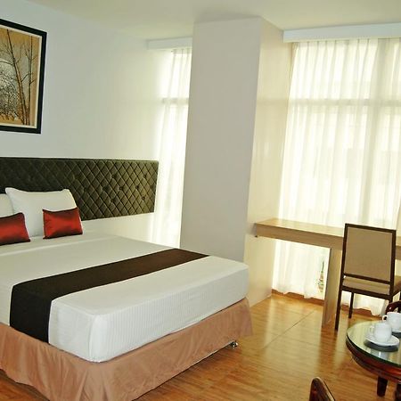 Capitol Central Hotel And Suites Cebu Екстериор снимка