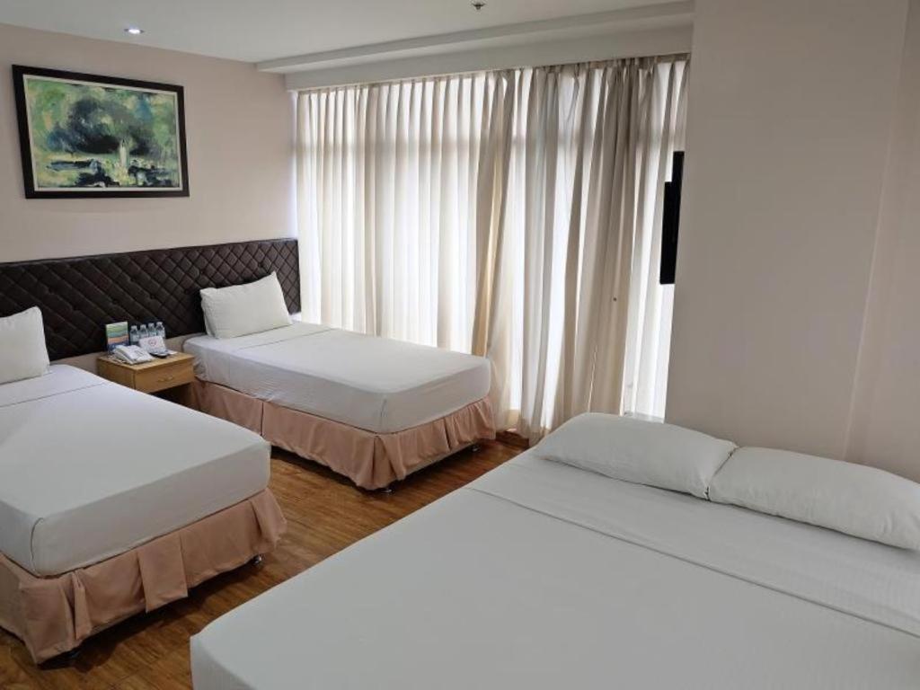 Capitol Central Hotel And Suites Cebu Екстериор снимка