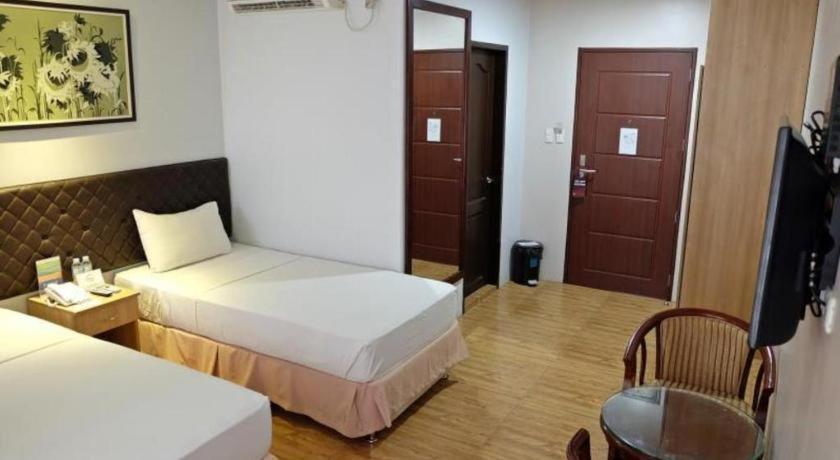 Capitol Central Hotel And Suites Cebu Екстериор снимка